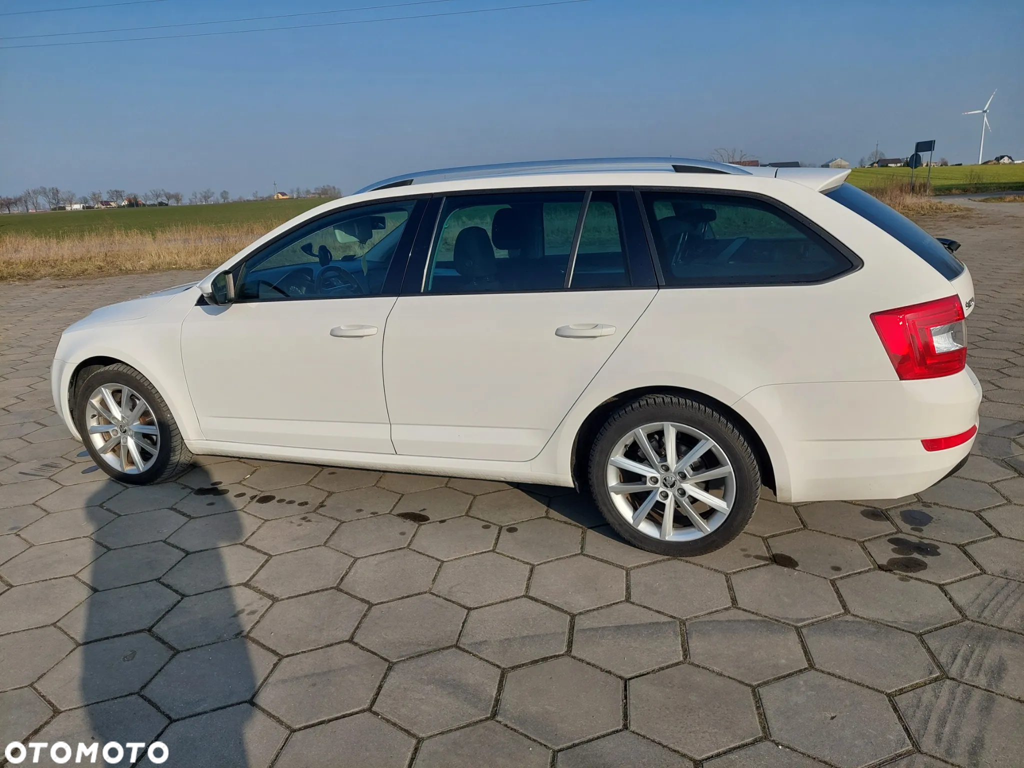 Skoda Octavia 2.0 TDI Ambition DSG - 6