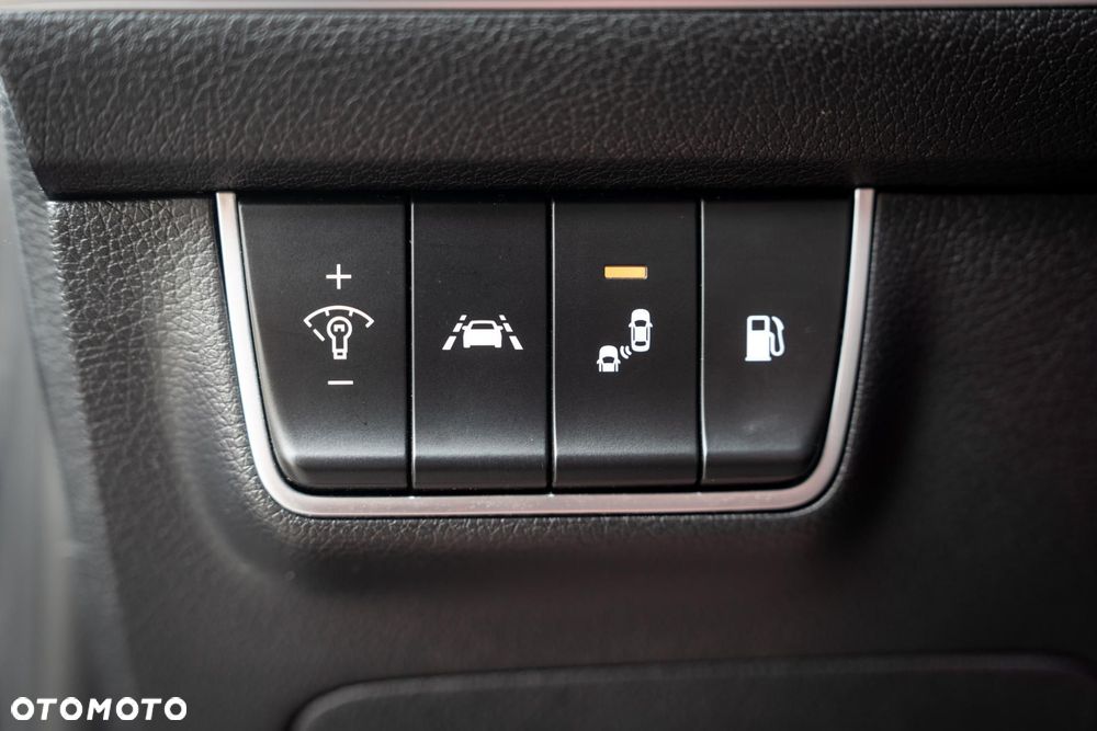 Kia Stinger - 20