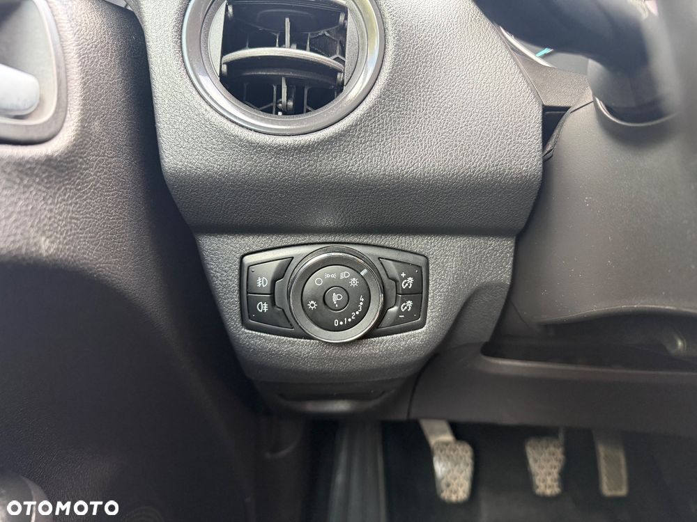 Ford Tourneo Courier 1.0 EcoBoost Titanium - 13