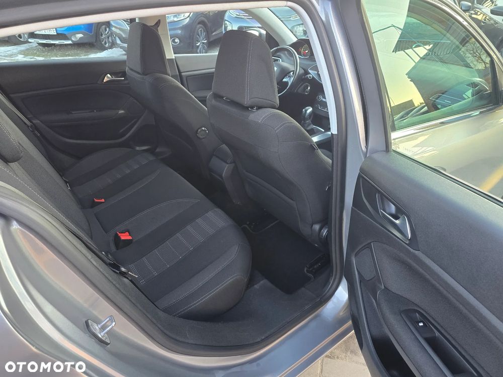 Peugeot 308 - 10