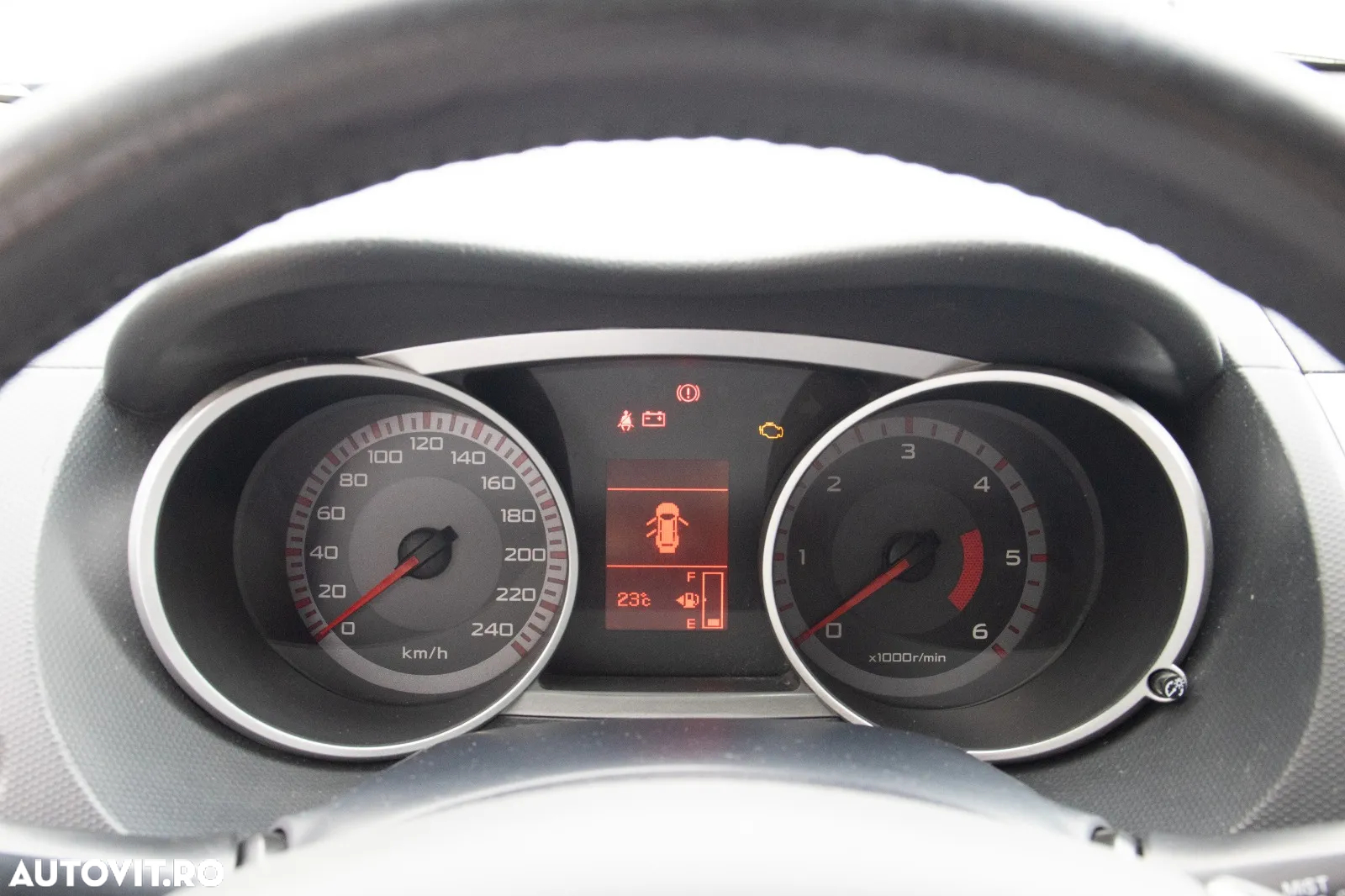 Citroën C-Crosser - 5