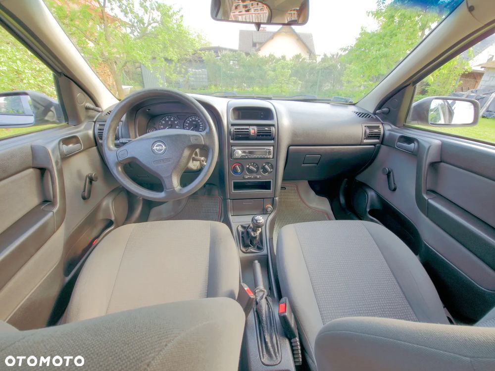 Opel Astra 1.4 Essentia - 6