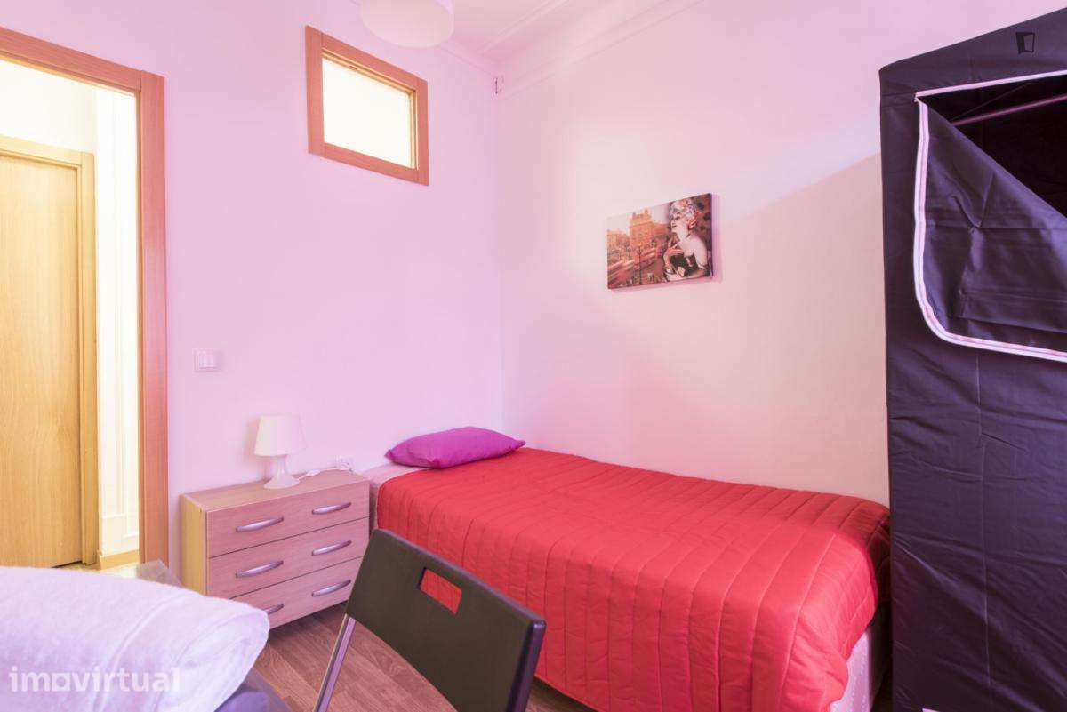 Quarto - localizado em Arroios Lisbon - Grande imagem: 2/13