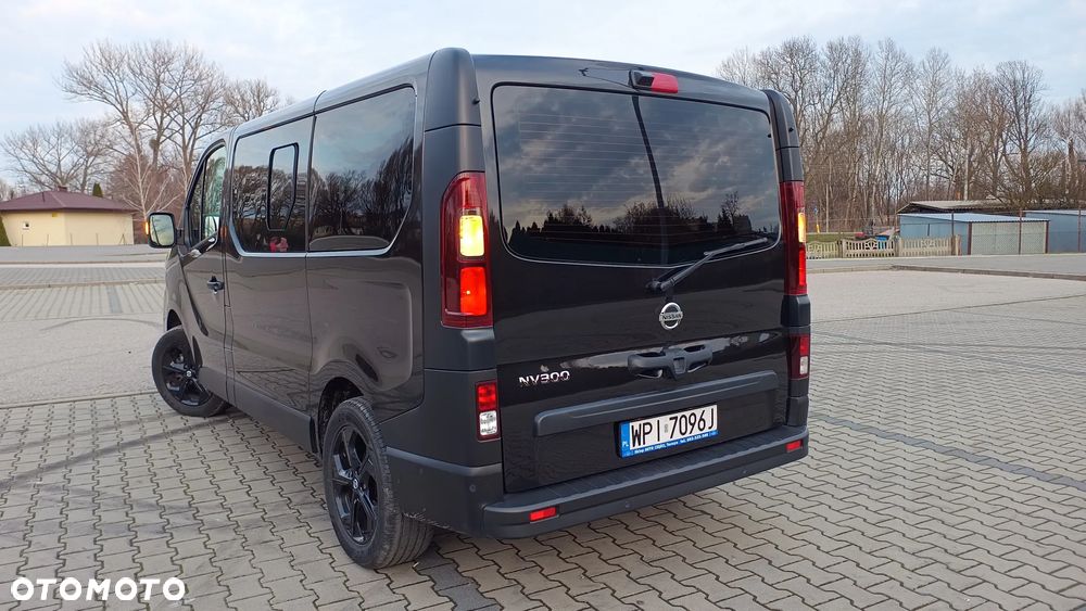 Nissan NV300 - 11