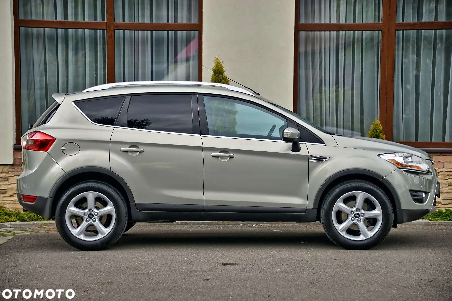Ford Kuga 2.0 TDCi 4x4 Titanium - 22