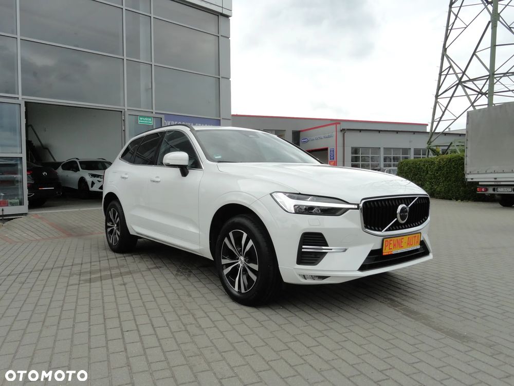 Volvo XC 60 B4 D AWD Geartronic Momentum Pro - 29