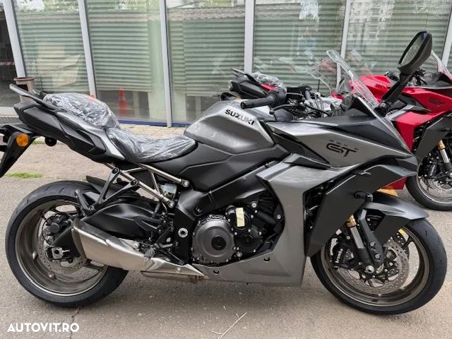 Suzuki GSX-S1000GT - 1