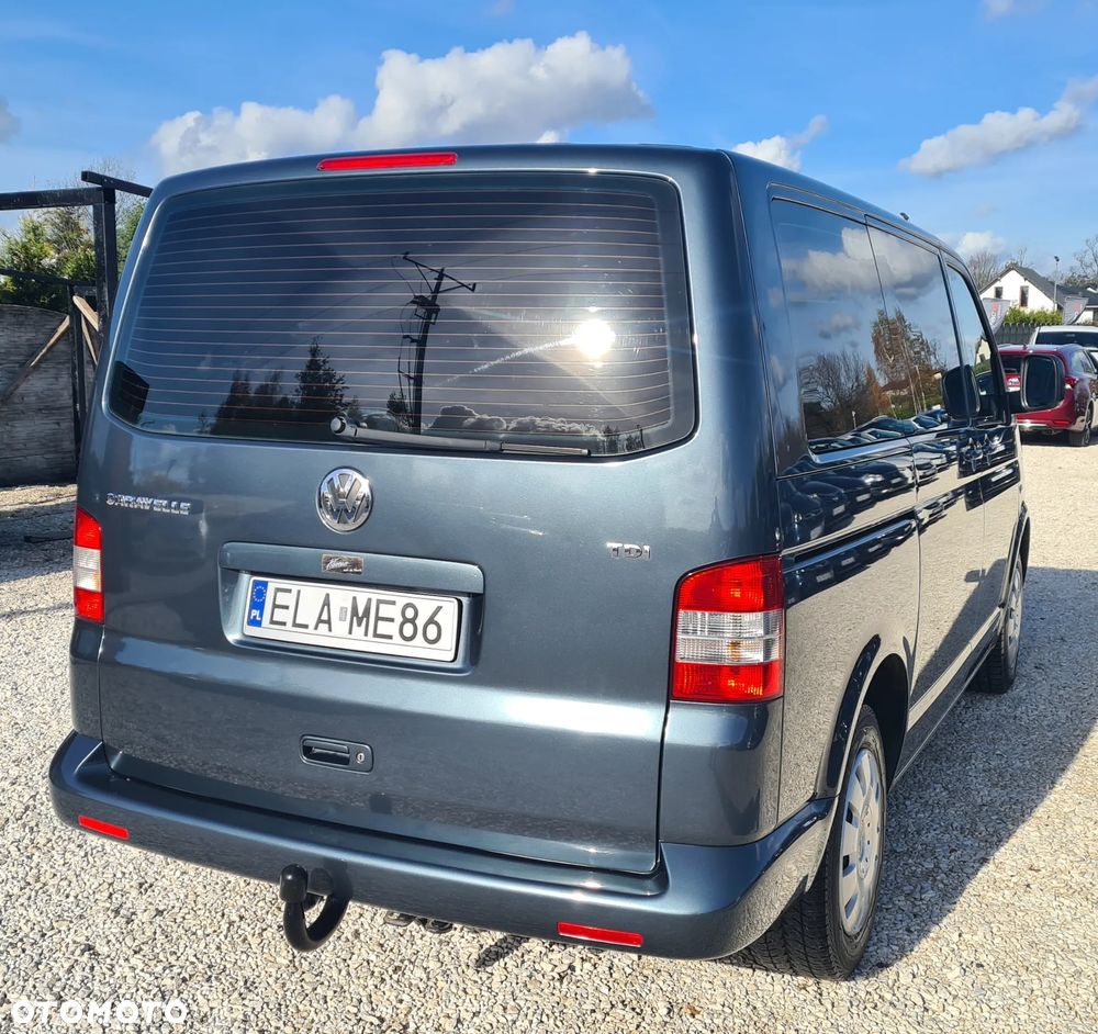 Volkswagen Caravelle - 15