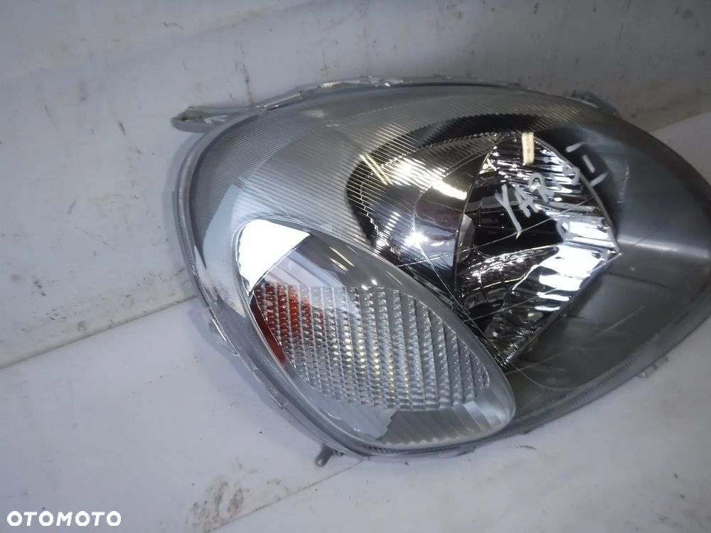 toyota yaris 1 i lampa przód prawa przednia nowa - 6