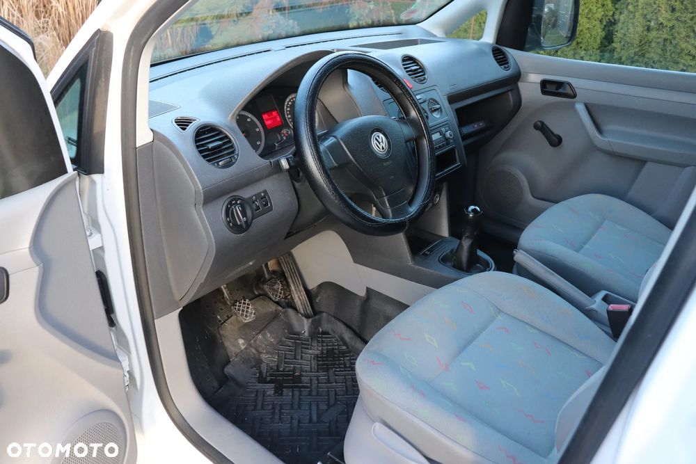 Volkswagen CADDY - 4