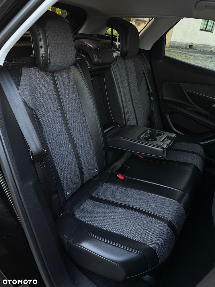 Peugeot 3008 BlueHDi 130 Stop & Start Allure Business-Paket - 38