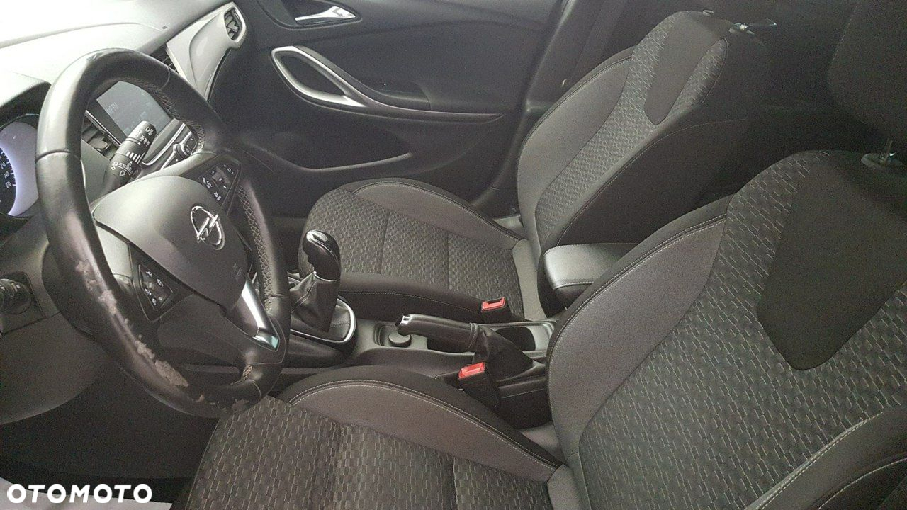 Opel Astra - 16