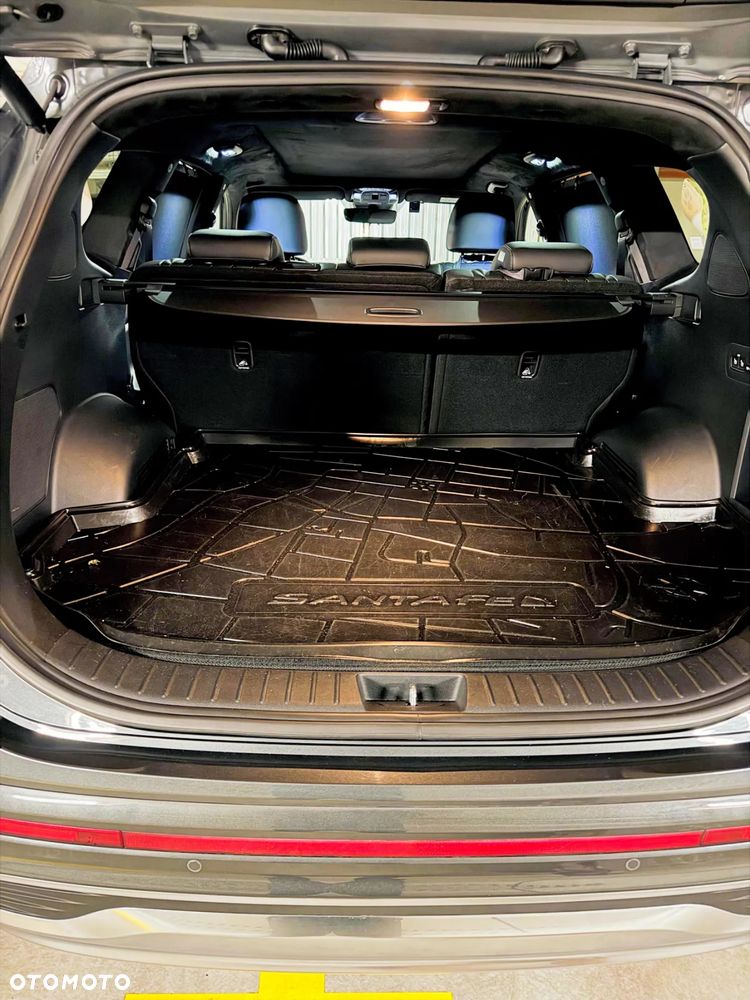 Hyundai Santa Fe 1.6 T-GDI HEV Platinum 4WD - 12