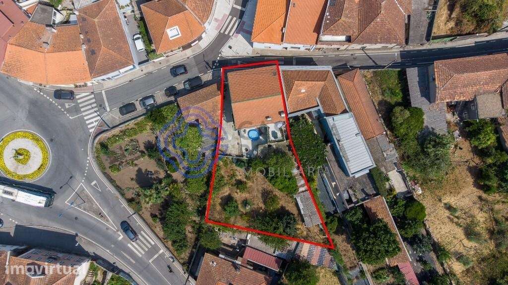 Moradia em Gondomar com excelente localização e exposição Solar - Grande imagem: 2/48