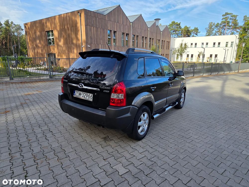 Hyundai Tucson 2.0 CRDi Elegance + - 20