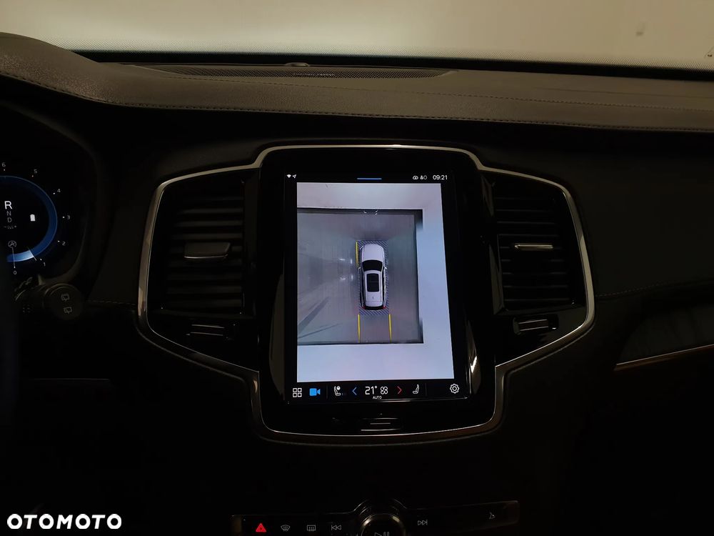 Volvo XC 90 B5 D AWD R-Design 7os - 23