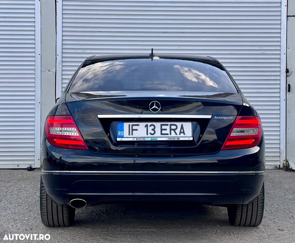Mercedes-Benz C 250 CGI Automatik BlueEFFICIENCY Avantgarde - 11