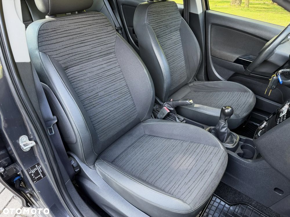 Opel Corsa 1.2 16V Cosmo - 19