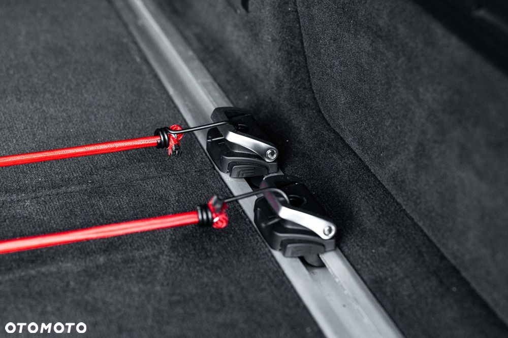 Audi A6 Avant 40 TDI quattro S tronic S line - 14