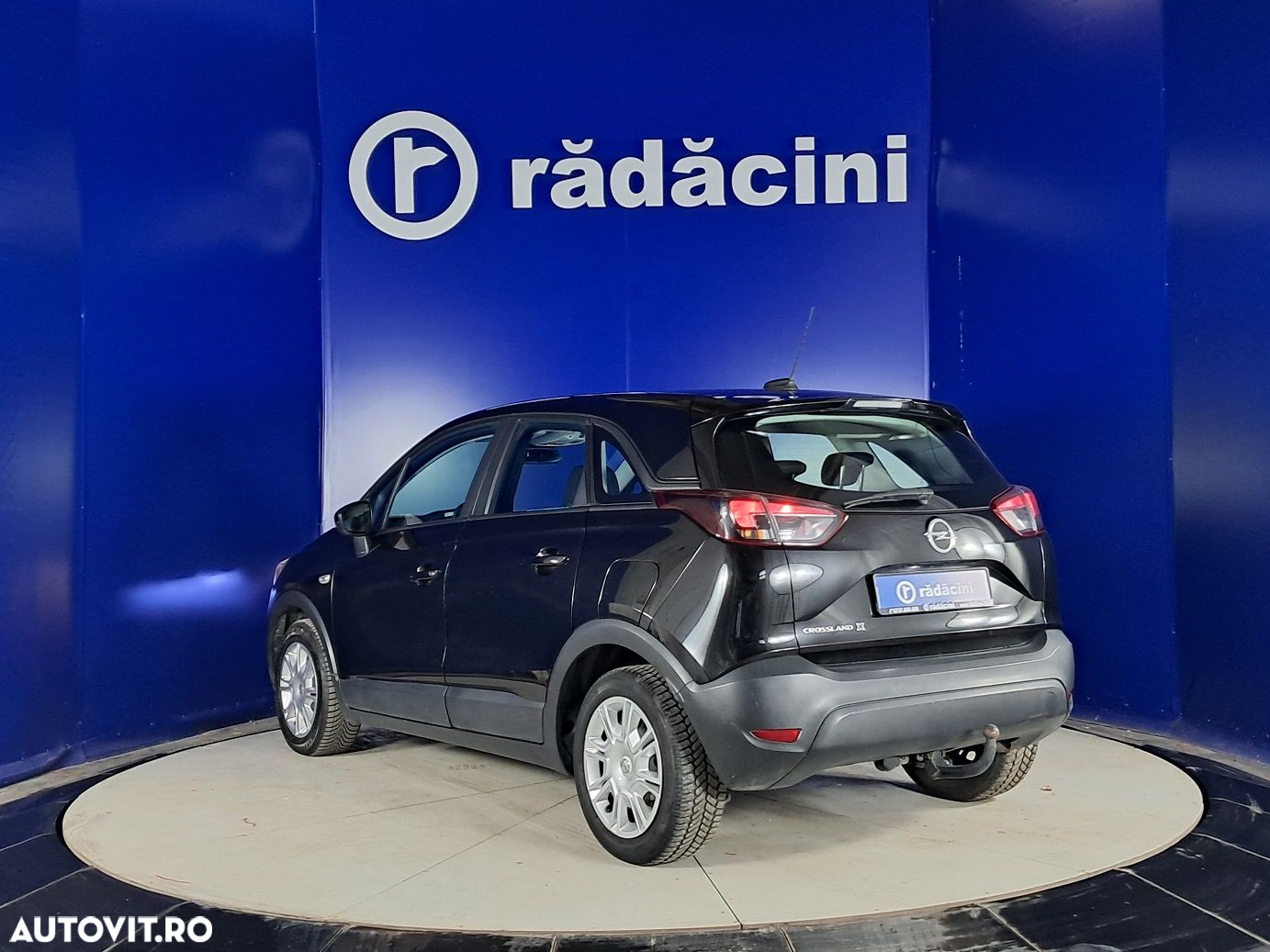 Opel Crossland - 3