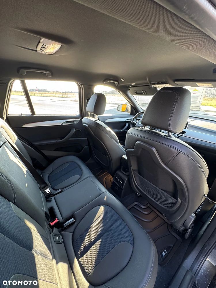 BMW X1 xDrive18d M Sport - 17