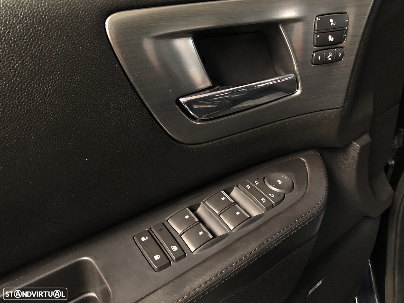 Hummer H2 6.2L V8 Supercharged Luxury - 37