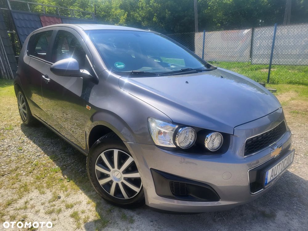 Chevrolet Aveo 1.6 LTZ - 23