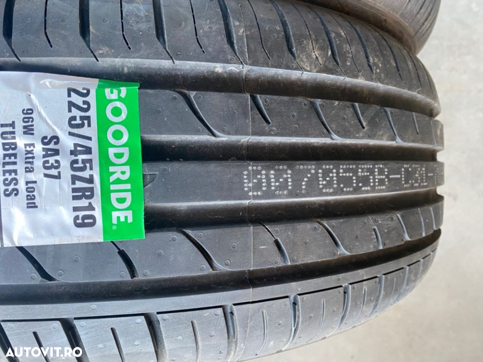 vand 2 anvelope 225/45/19 goodride de vară noi - 3
