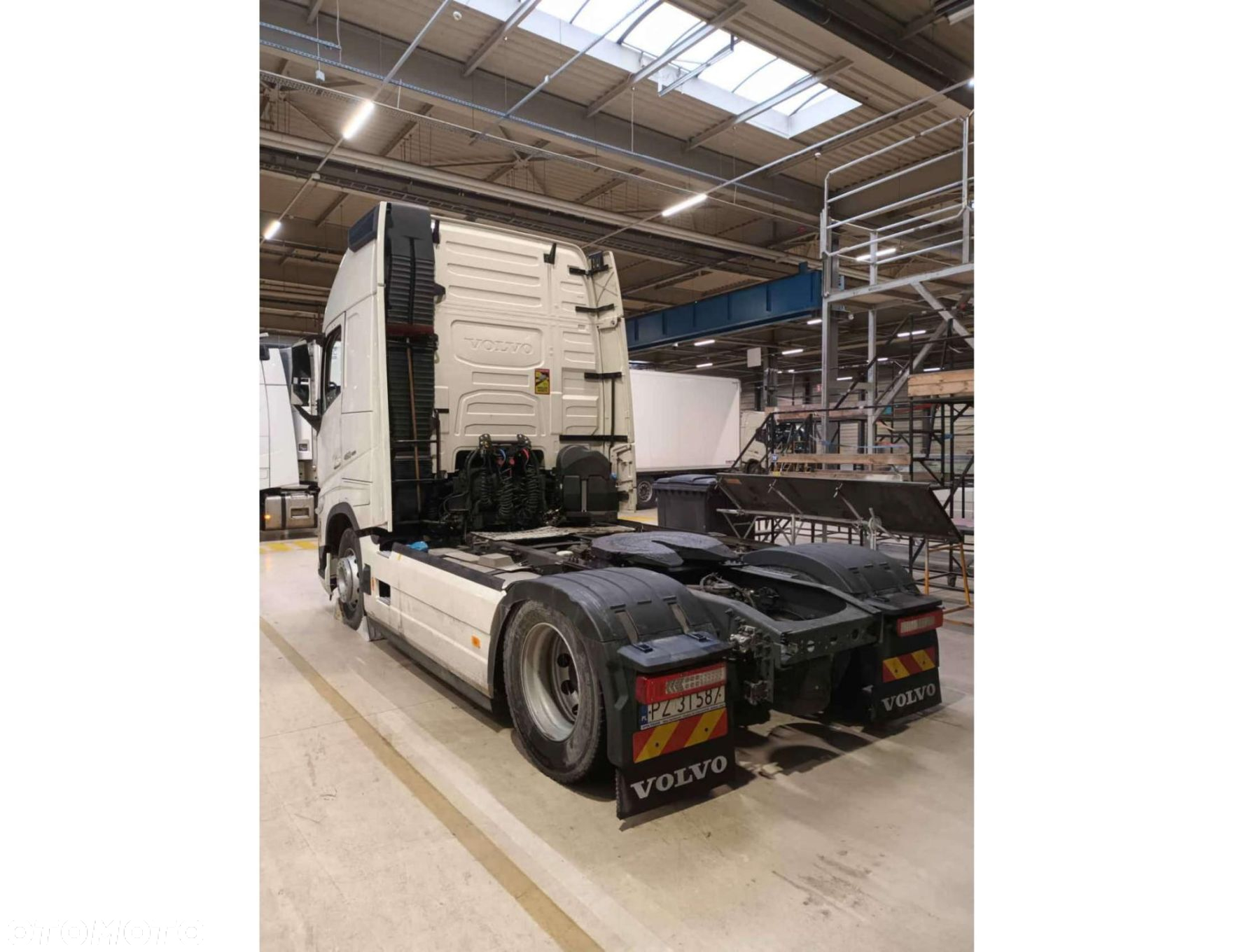 Volvo FH 460 Globetrotter XL i-Save - 3