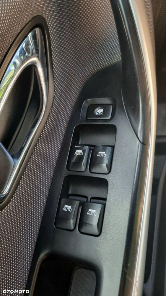 Kia Ceed - 16