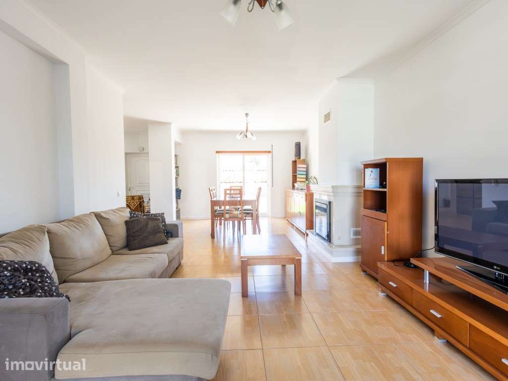 Moradia T3 com Jardim e Churrasqueira, para venda, - Casal Pardo, A... - Grande imagem: 3/53