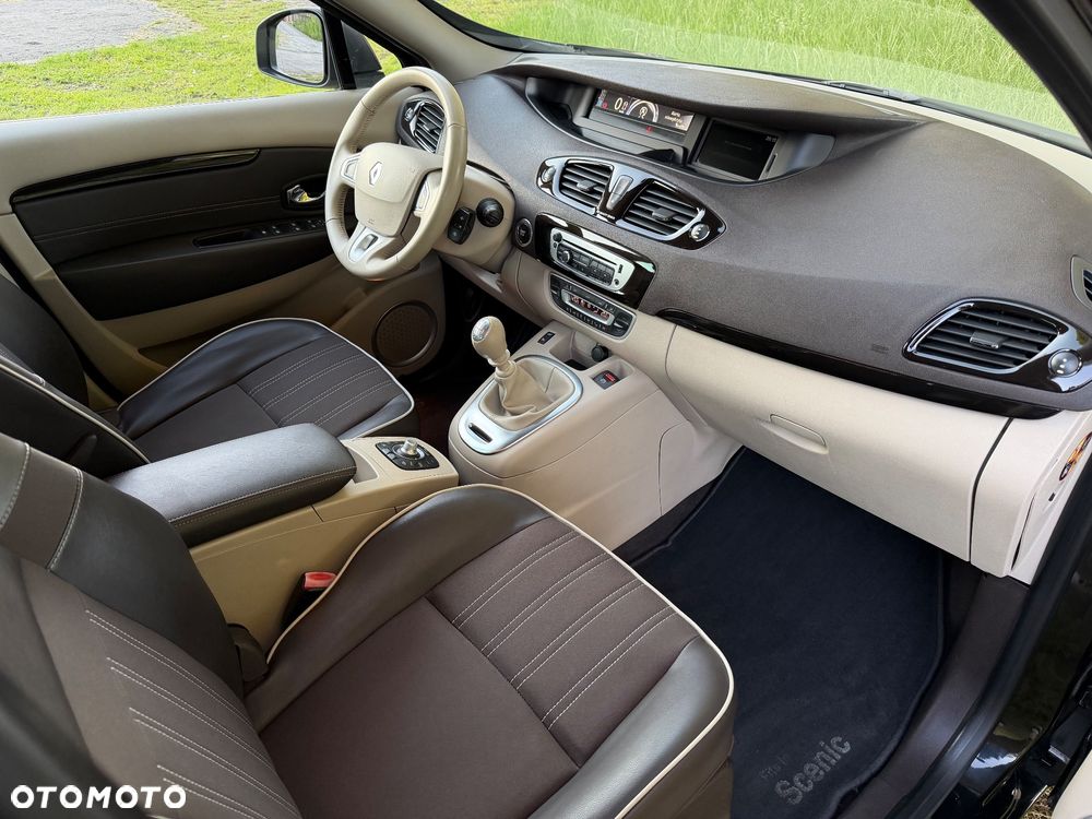 Renault Scenic 1.6dCi Energy Bose Edition - 16