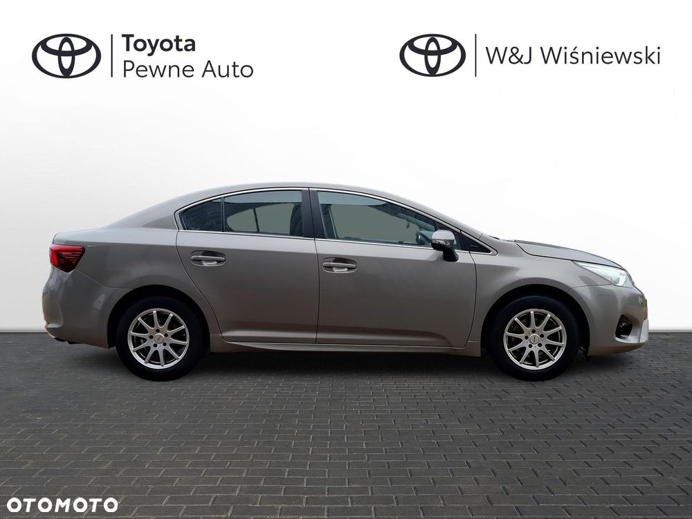Toyota Avensis 1.6 Active - 4