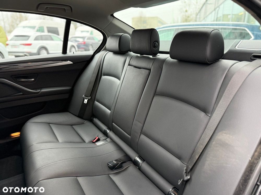 BMW Seria 5 - 11