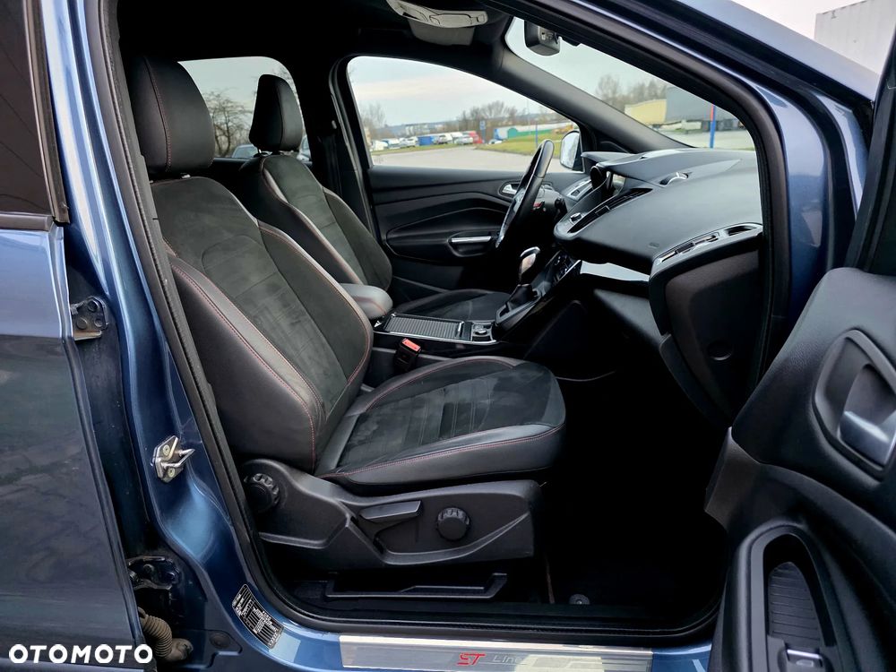 Ford Kuga 2.0 TDCi 4x4 ST-Line - 17