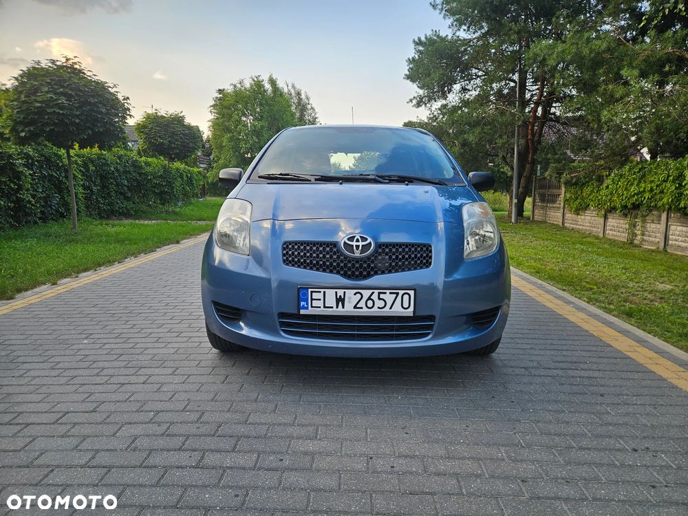 Toyota Yaris - 3