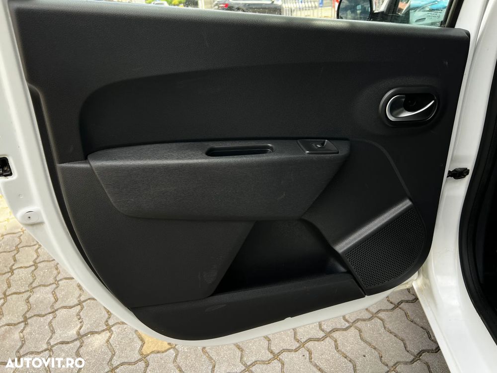 Dacia Lodgy 1.5 Blue dCi Laureate - 29