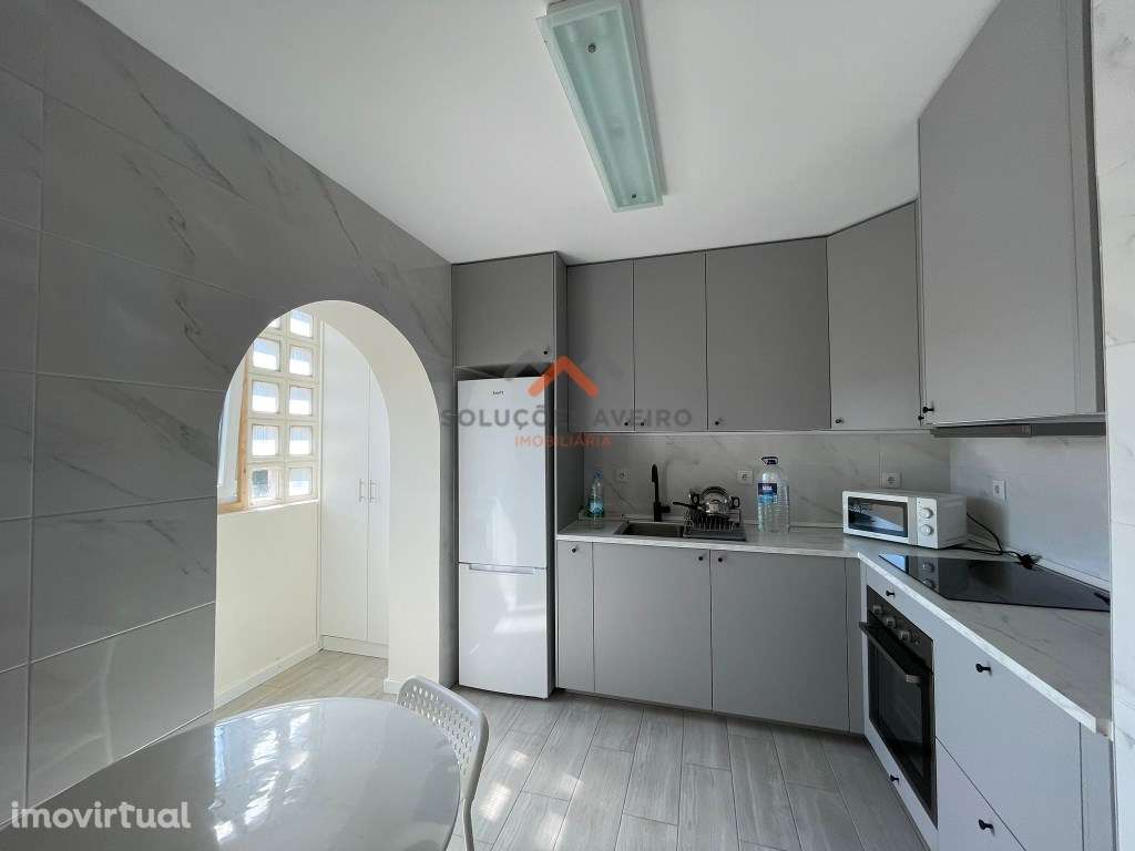 Apartamento T4 remodelado - Universidade de Aveiro - Grande imagem: 4/11