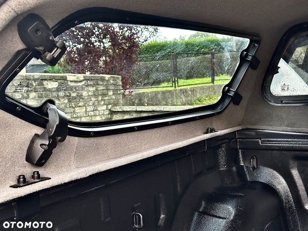 Mitsubishi L200 2.5 DID DC Instyle HP - 23