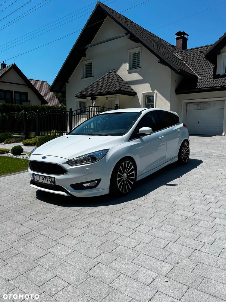 Ford Focus 1.5 EcoBoost STart-Stopp-System ST-LINE - 1