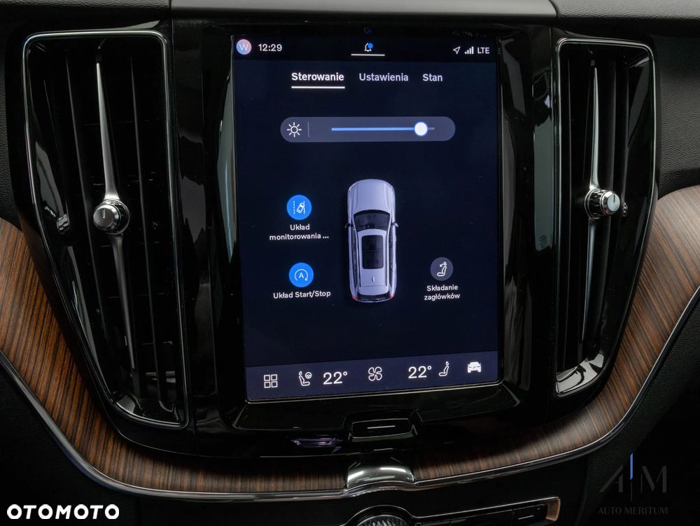 Volvo XC 60 B4 D AWD Ultimate Dark - 29
