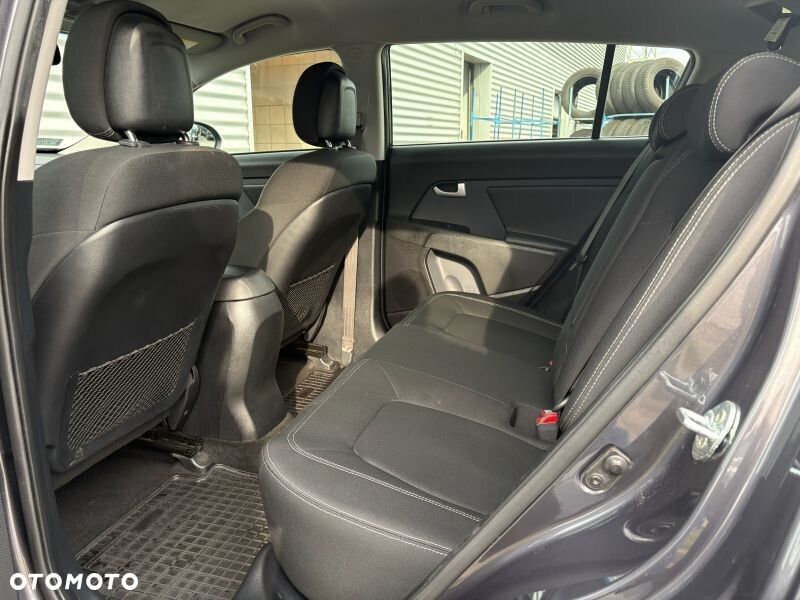 Kia Sportage 1.6 GDI L 2WD - 14