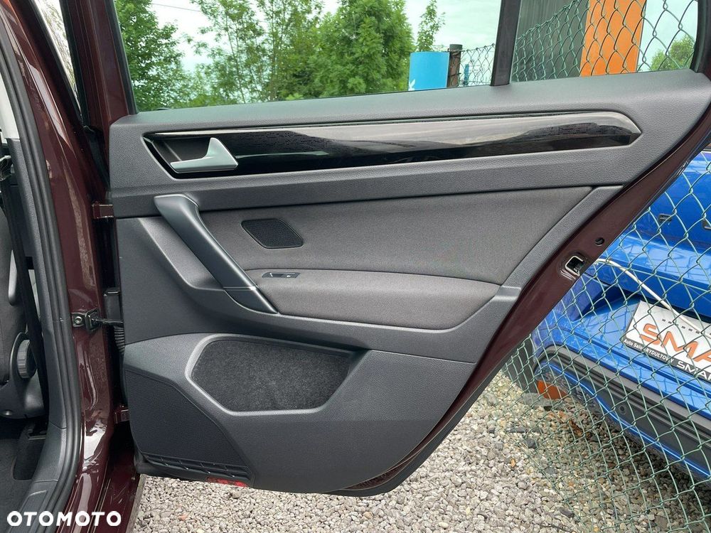 Volkswagen Golf Sportsvan - 14