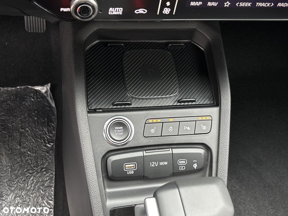 Kia Stonic 1.0 T-GDI Business Line DCT - 21