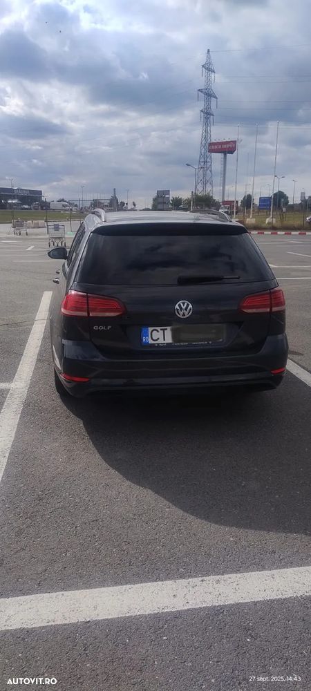 Volkswagen Golf 1.6 TDI Comfortline - 3