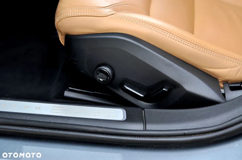 Volvo V90 D4 Geartronic Inscription - 24