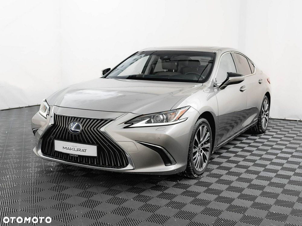 Lexus ES - 3