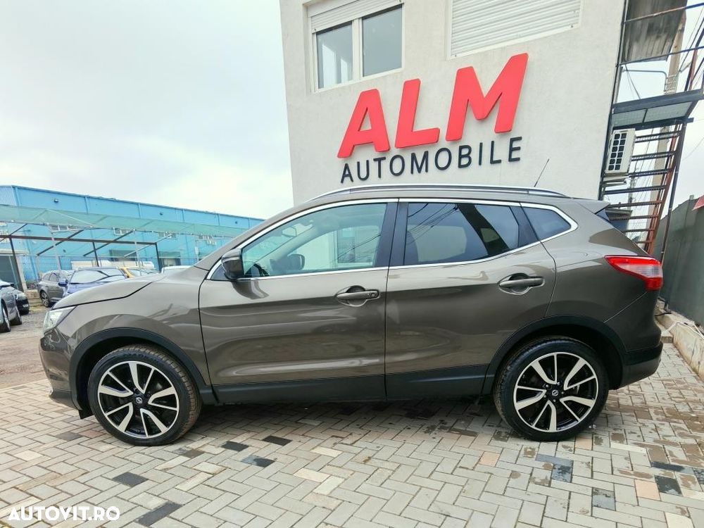 Nissan Qashqai 1.6 DCI Xtronic TEKNA+ - 6