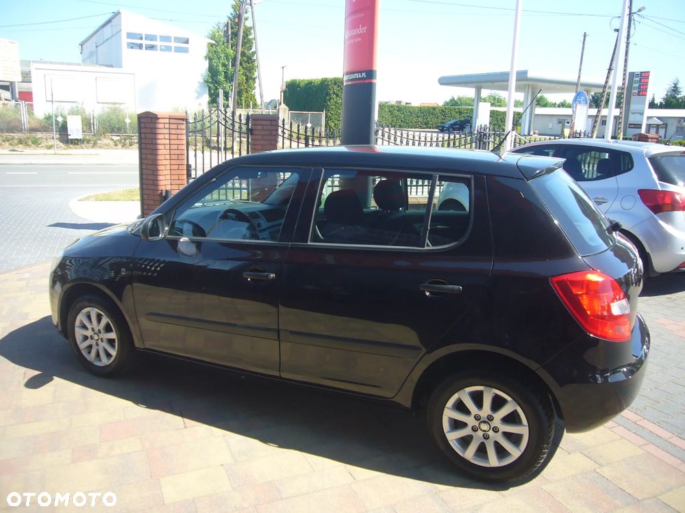 Skoda Fabia 1.2 HTP Ambiente - 10