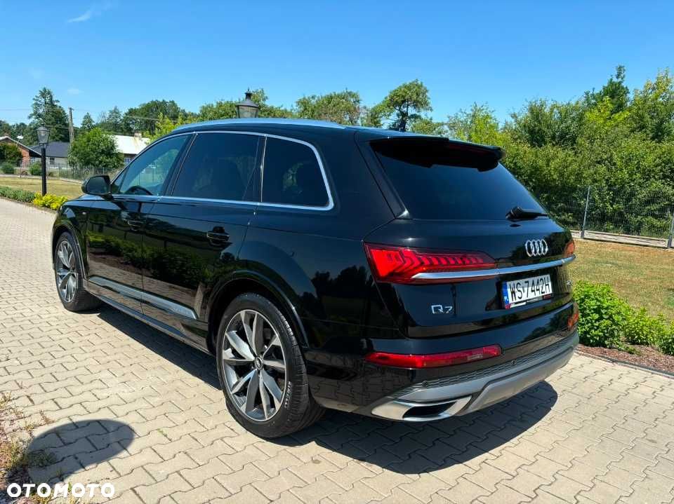 Audi Q7 - 4